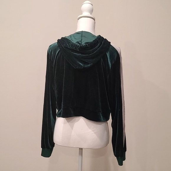 FOREVER 21 - Crop Hoodie - Picture 3 of 8